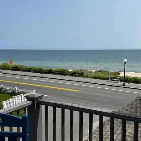 Ferienwohnung Capricorn Beach House Oak Bluffs Exterior foto